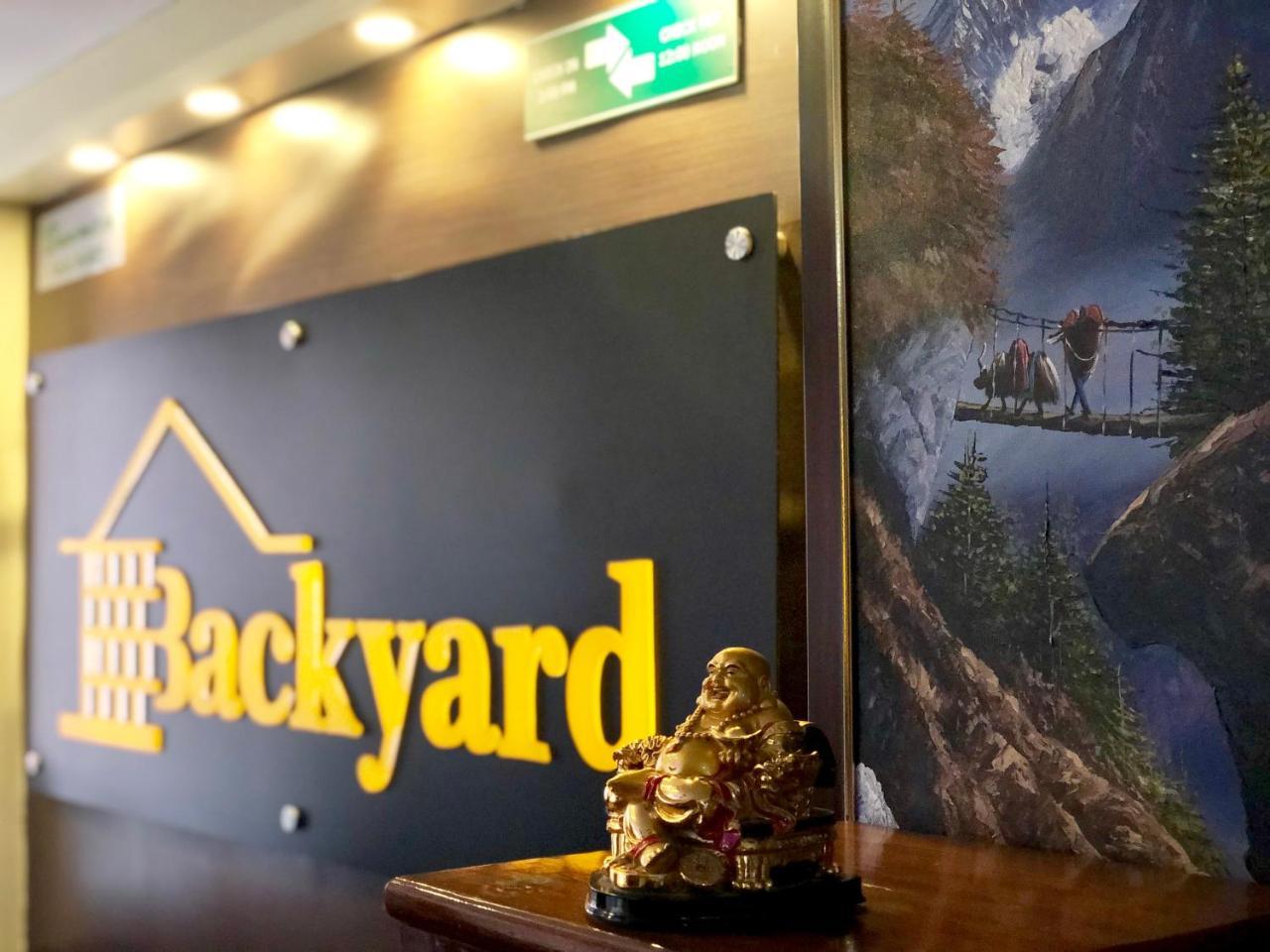 Backyard Hotel Katmandu Eksteriør bilde