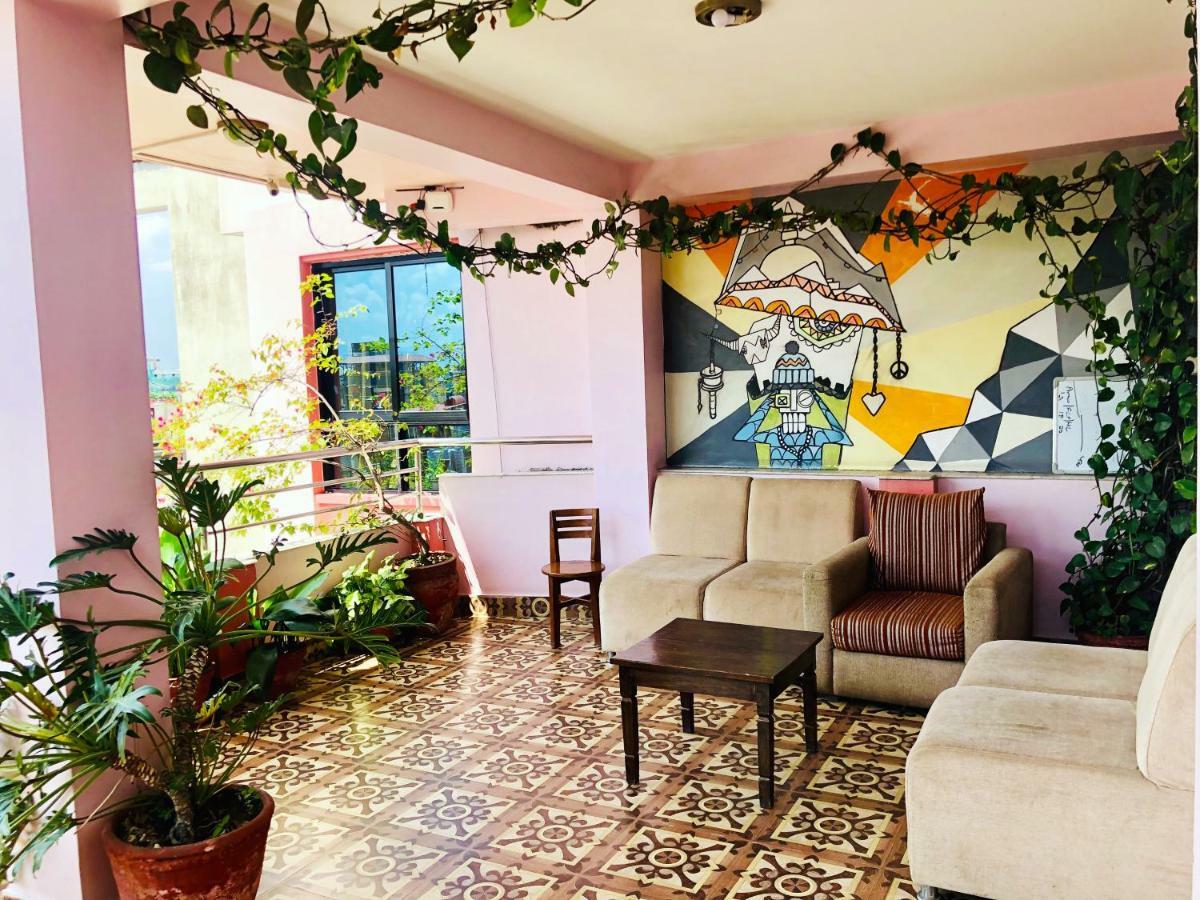 Backyard Hotel Katmandu Eksteriør bilde